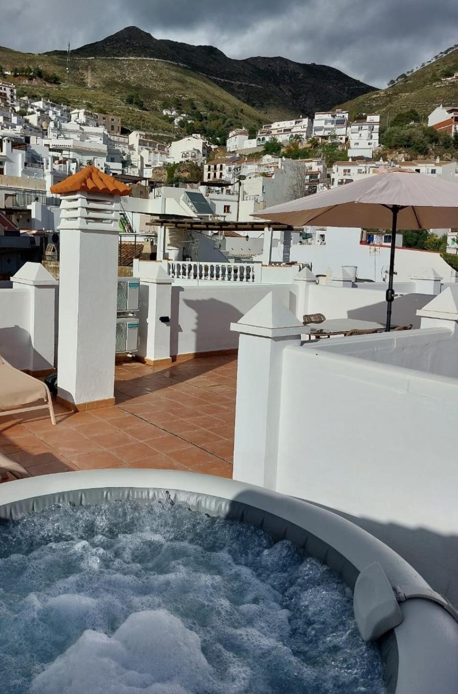 Atico El Paraiso Cómpeta エクステリア 写真